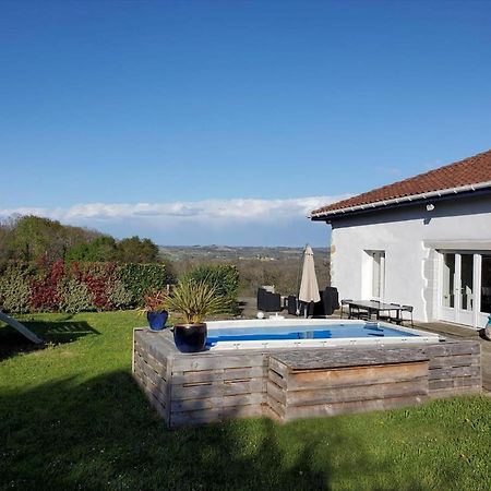 Family Home With Pool Saint-Lon-Les-Mines Εξωτερικό φωτογραφία